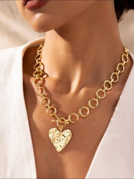 Jewelry - 14K Yellow Gold Chunky Heart Pendant Necklace with Toggle Clasp